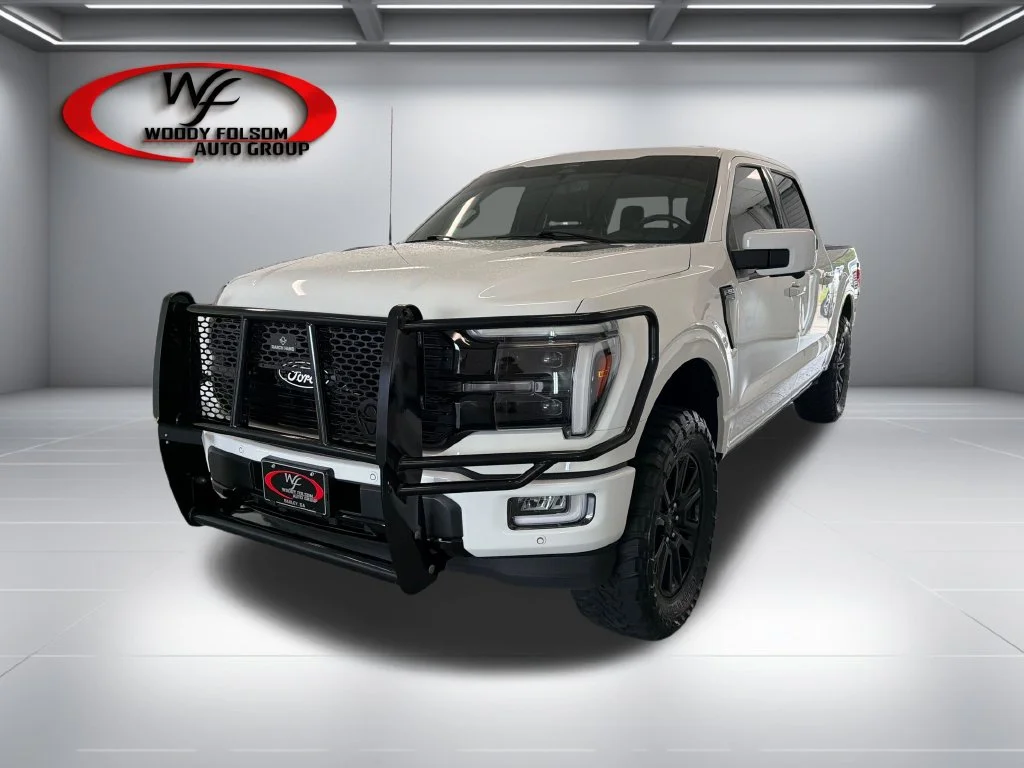 Used 2024 White Ford Platinum image 3