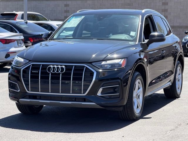 2023 Audi Q5 40 Premium's photo
