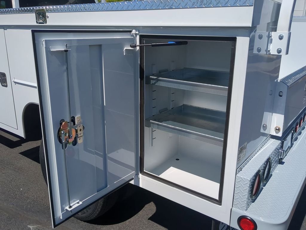 2024 RAM 3500 Chassis Tradesman - Photo 13