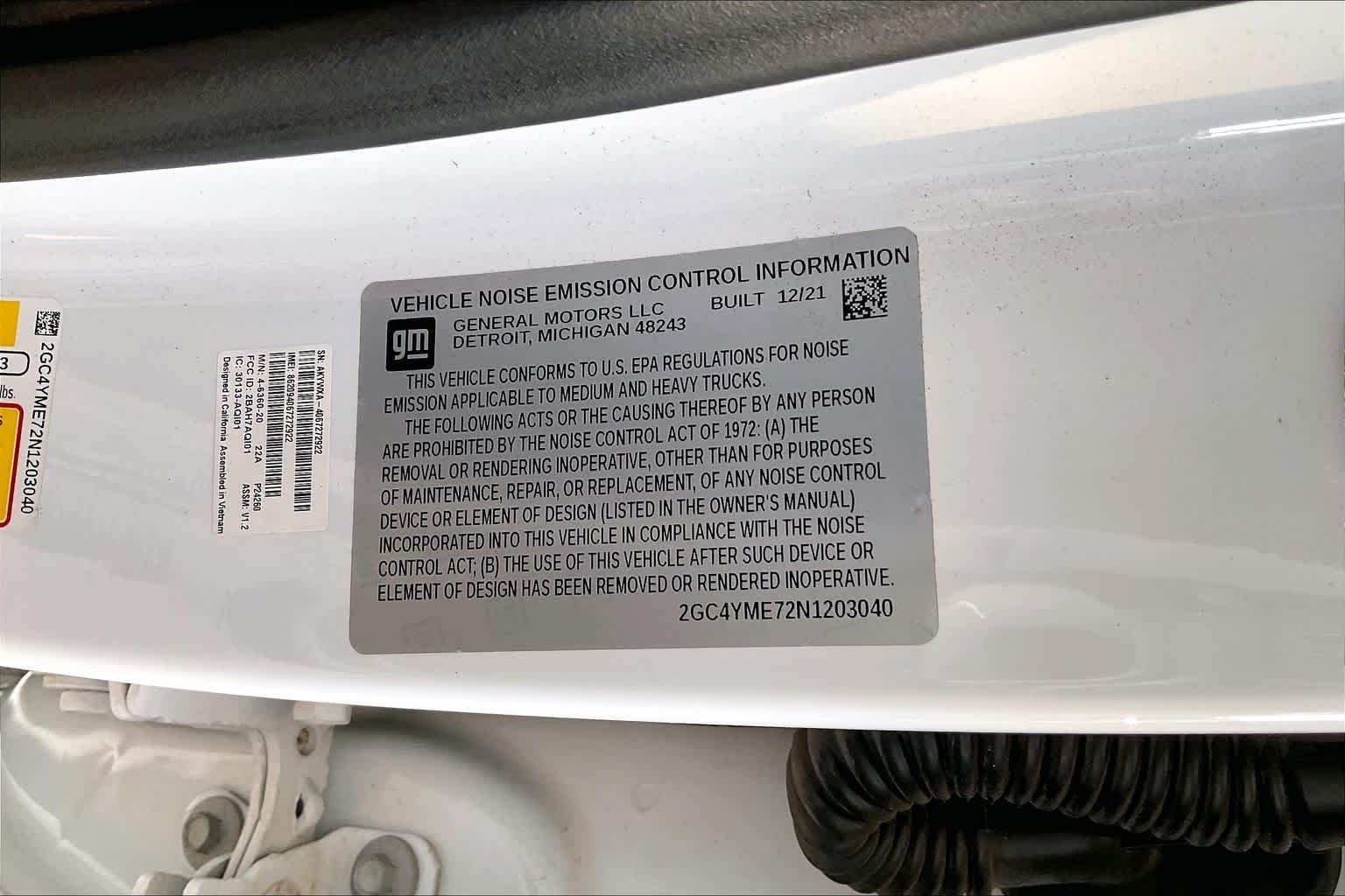 Used 2022 Summit White Chevrolet Custom image 33