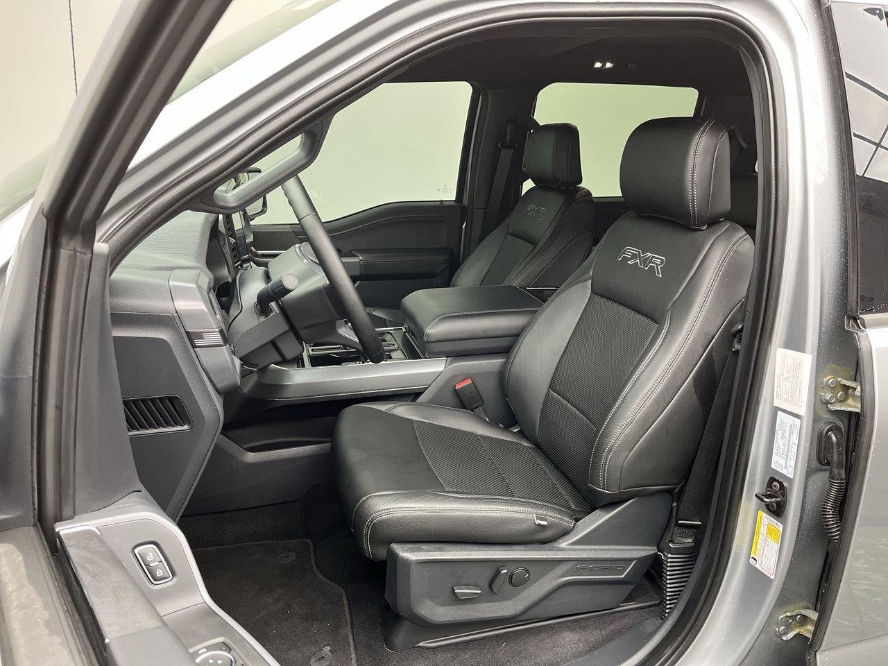 Used 2025 Iconic Silver Ford XLT image 11