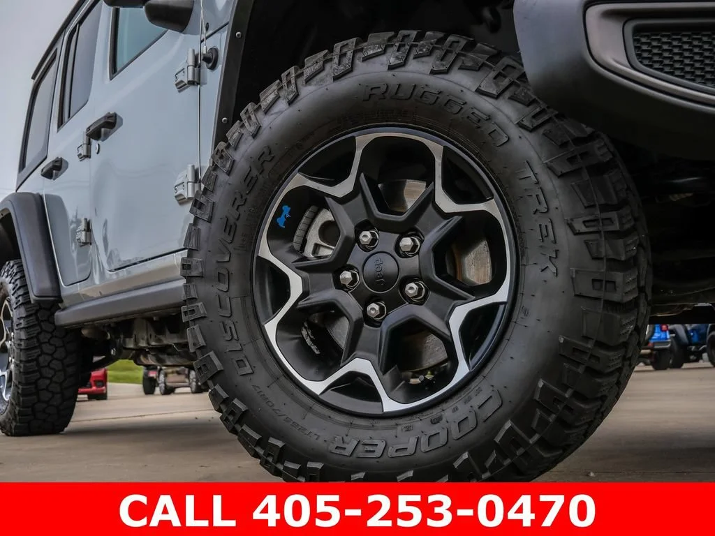 Used 2023 Silver Jeep Rubicon 4x4 image 9