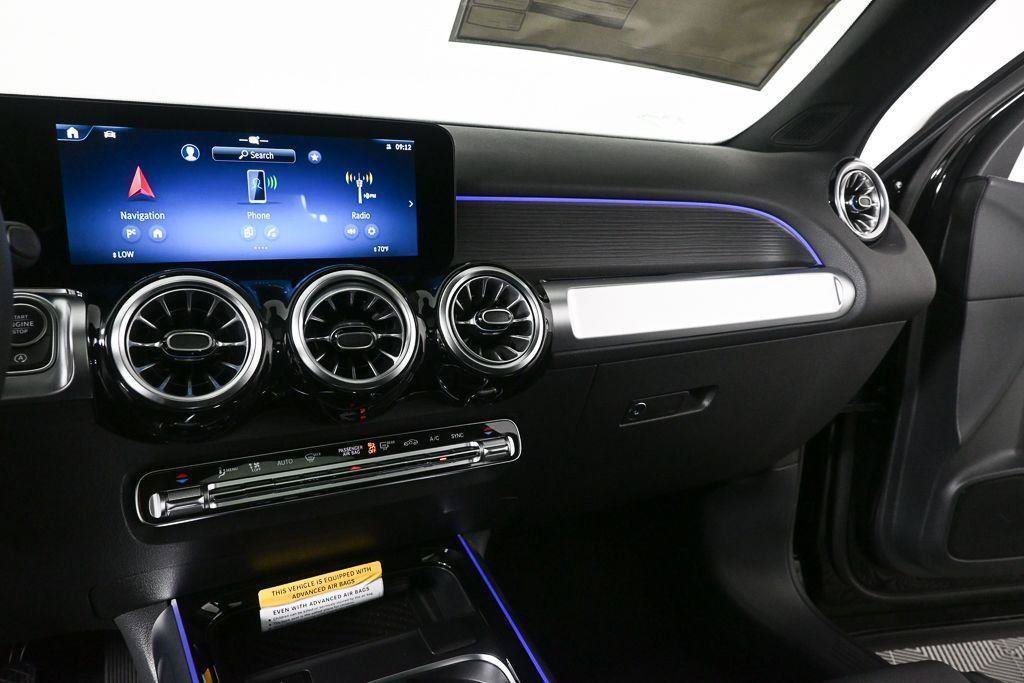 New 2026 Night Black Mercedes-Benz GLB 250 image 52