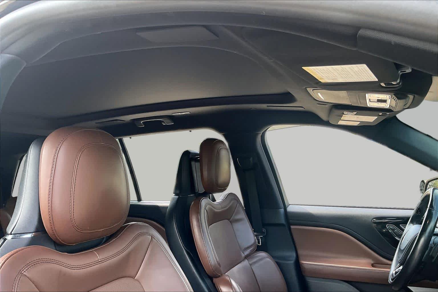 Used 2020 Infinite Black Lincoln Reserve image 14