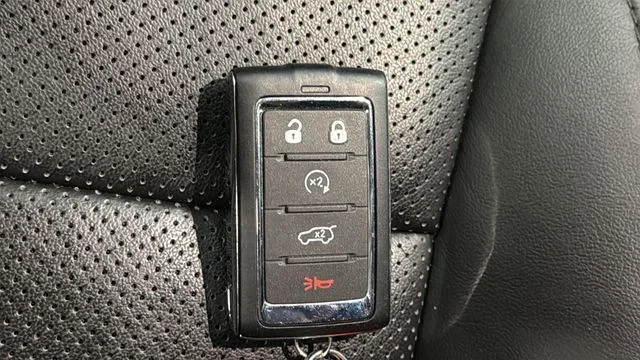 Used 2024 Bright White Clearcoat Jeep Base image 20