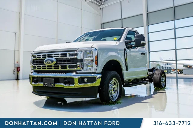 2026 Ford Chassis Cab F-350® XL