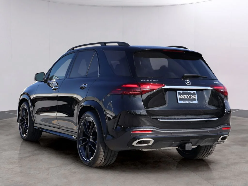 New 2026 Obsidian Black Metallic Mercedes-Benz GLE 580 image 5