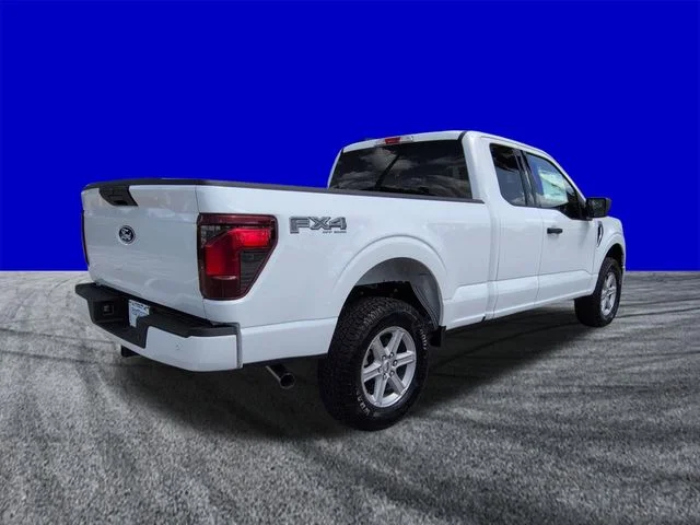 New 2026 White Ford XLT image 4