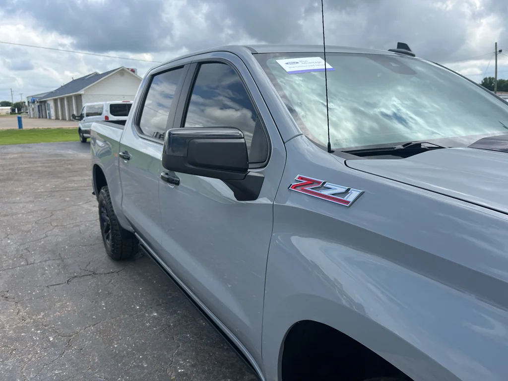 Certified Used 2024 Slate Gray Metallic Chevrolet LT Trail Boss image 12