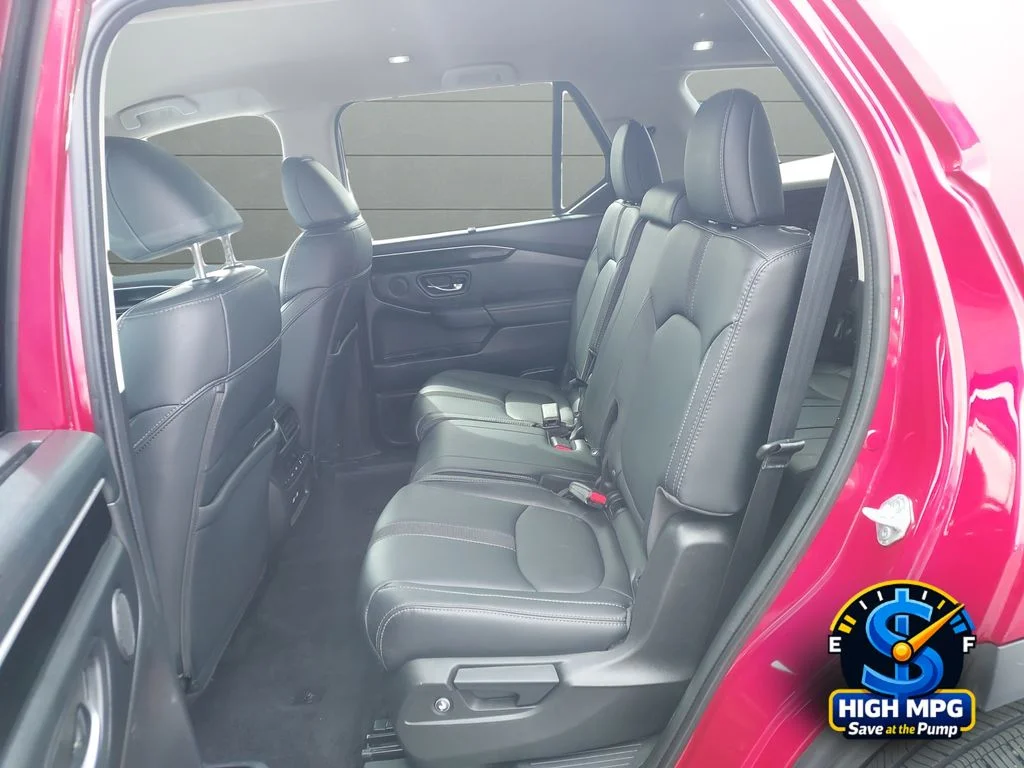 Used 2023 Red Honda EX-L image 20