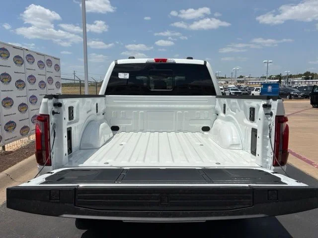 New 2026 Star White Metallic Tri-Coat Ford Platinum image 6
