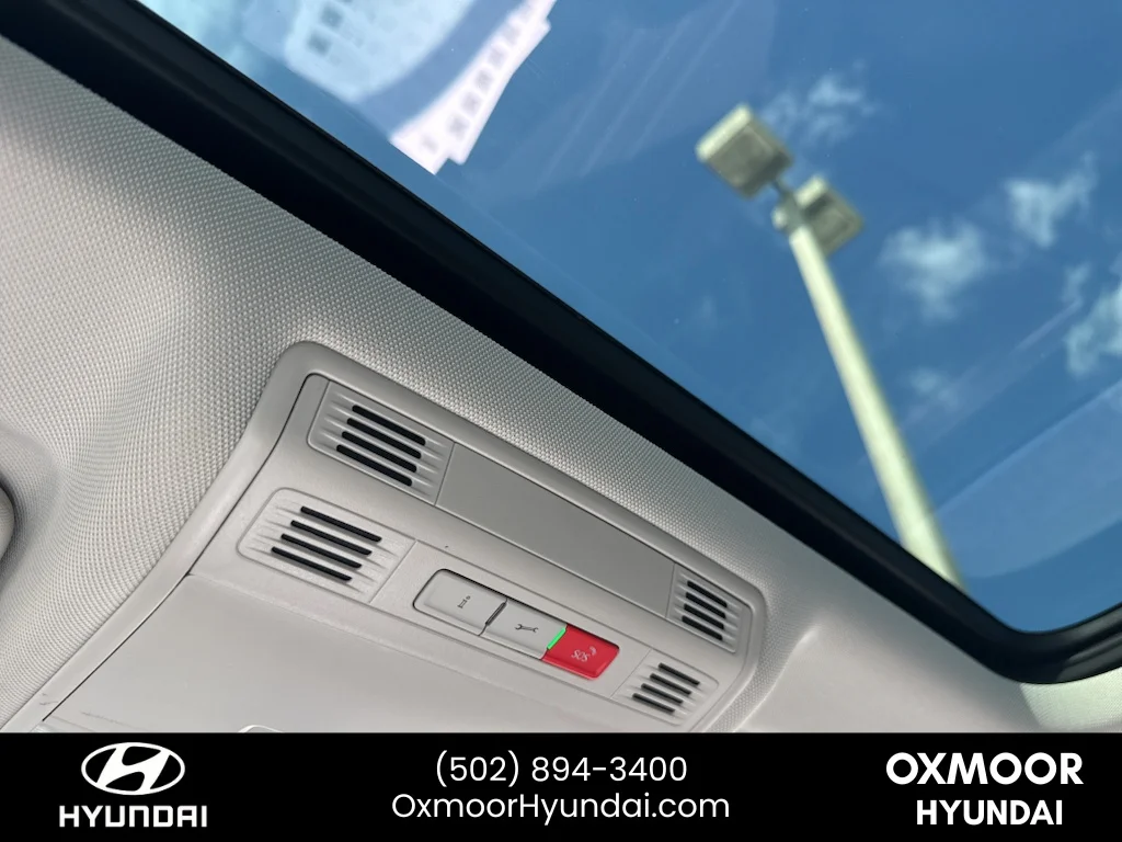Used 2022 Platinum Gray Metallic Volkswagen SE image 7