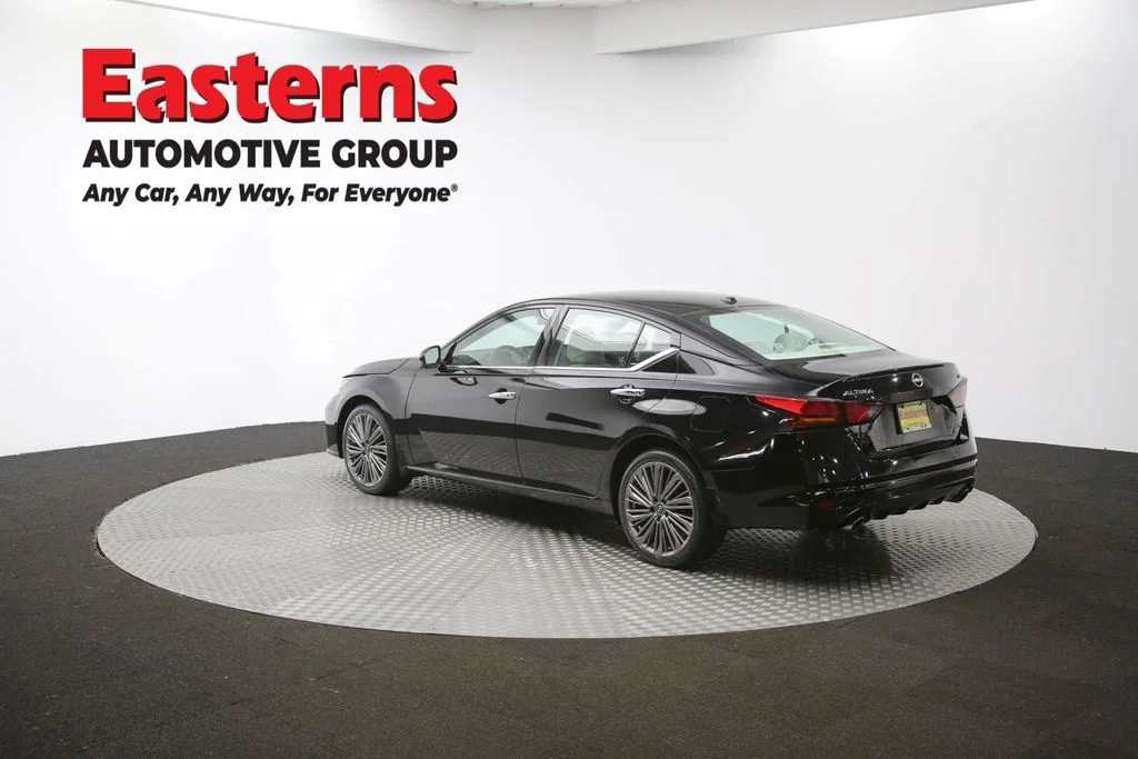 Used 2024 Black Nissan 2.5 SL image 62