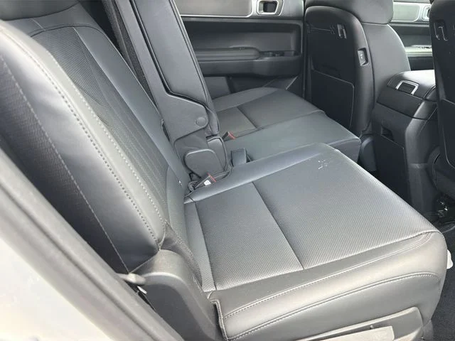 Used 2026 White Hyundai SEL image 34