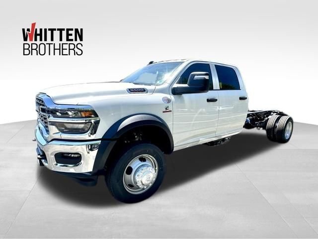 2026 RAM 5500 Big Horn 4X4 Crew Cab DRW 197" WB's photo