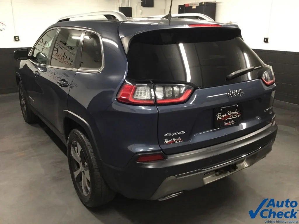 Used 2019 Blue Jeep Limited image 7