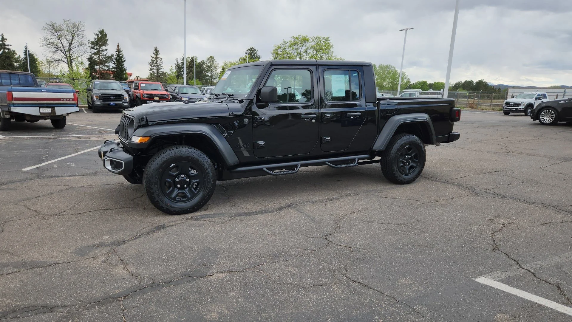 Used 2026 Black Clearcoat Jeep Sport image 4
