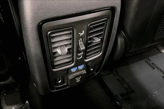 Used 2024 Vapor Gray Dodge R/T Premium image 34