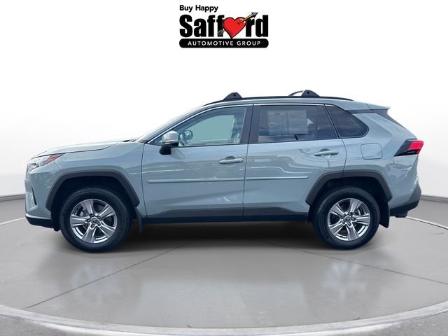 Used 2023  Toyota XLE image 5