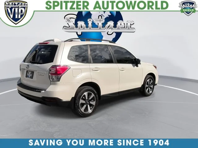 Used 2018 White Subaru 2.5i image 9
