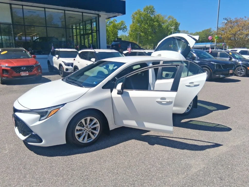 Used 2023 White Toyota SE image 24