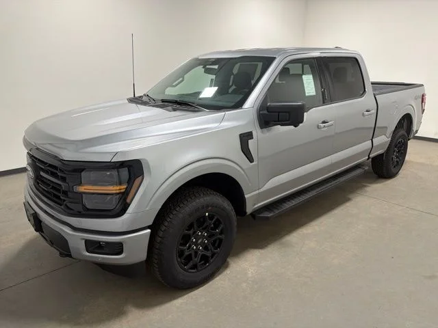 New 2026 Iconic Silver Metallic Ford XLT image 7