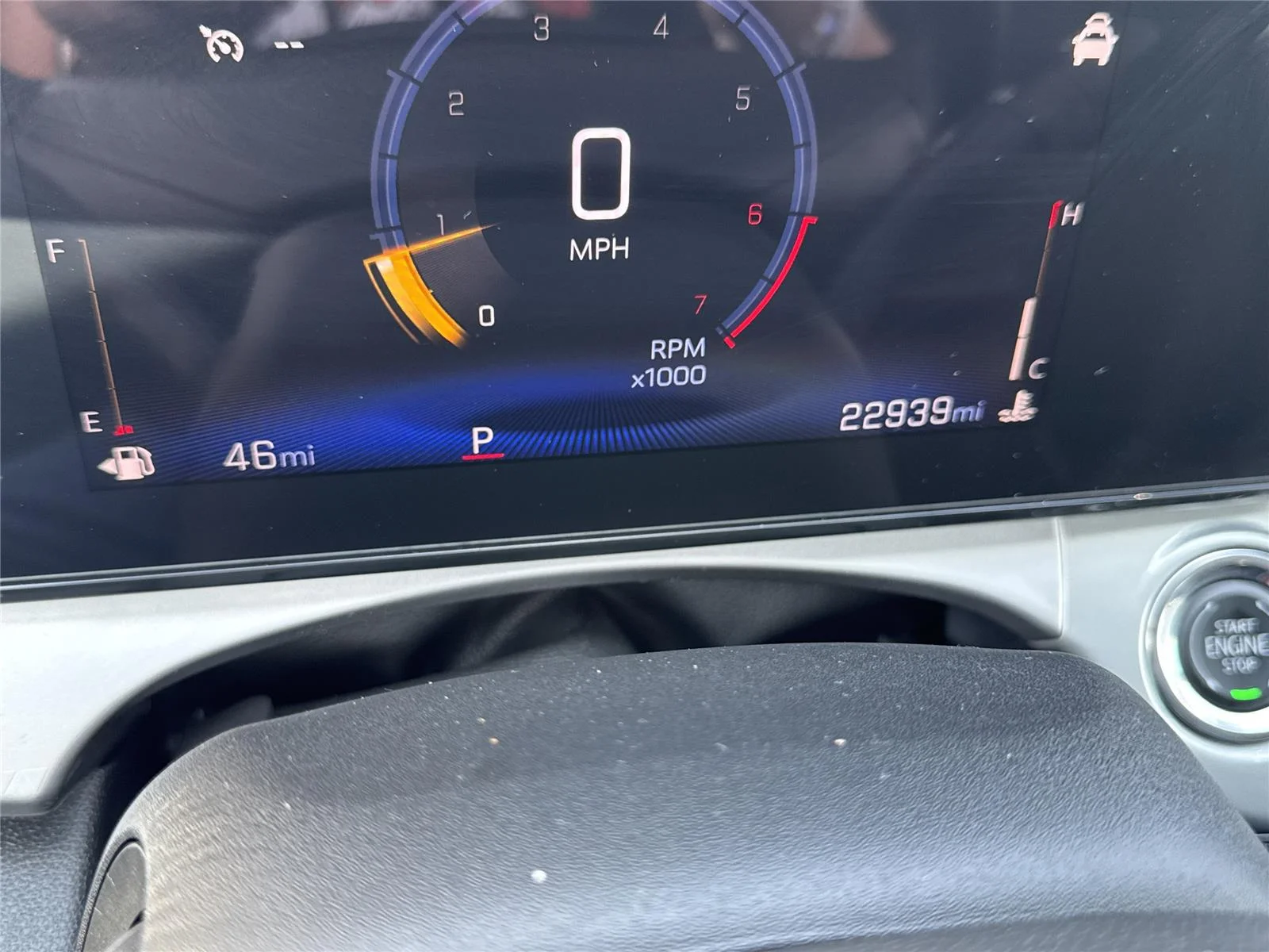 Used 2025 Summit White Chevrolet LT image 35