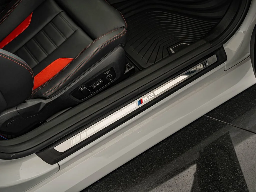 Used 2025 Alpine White BMW  image 45