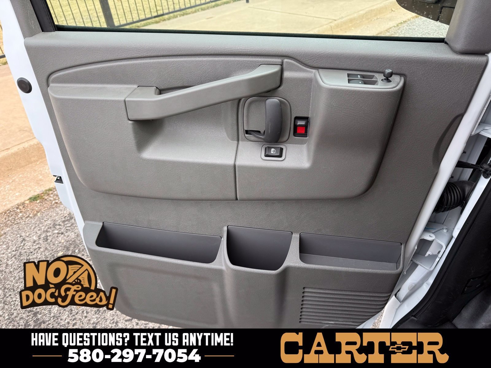 2025 Chevrolet Express Cargo Work Van - Photo 17