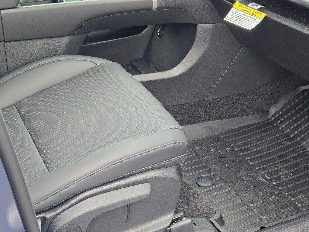 New 2026 Blue Hyundai SEL AWD image 9