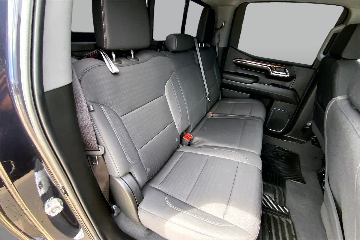 Used 2024 Dark Ash Metallic Chevrolet LT image 19