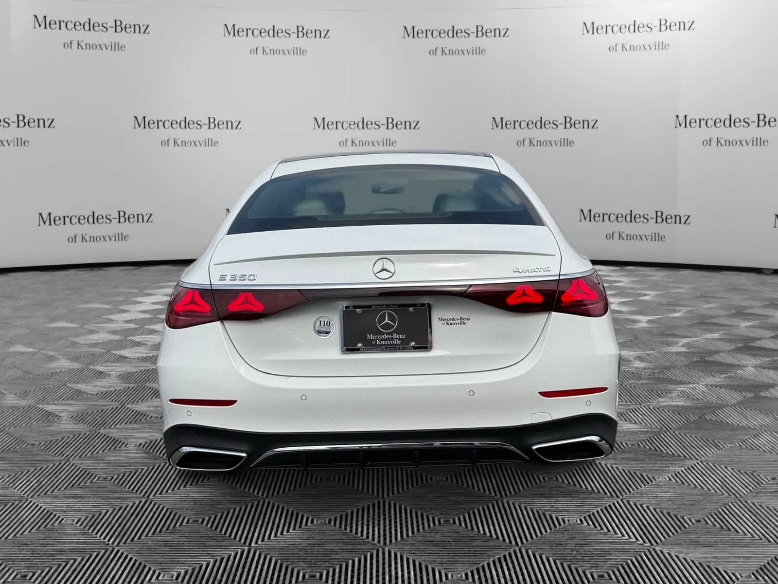 New 2026 Polar White Mercedes-Benz E 350 image 4