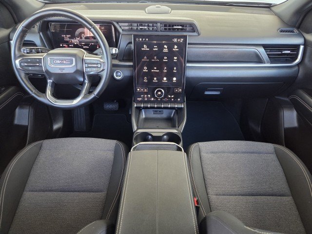 Used 2025 Ebony Twilight Metallic GMC Elevation image 18