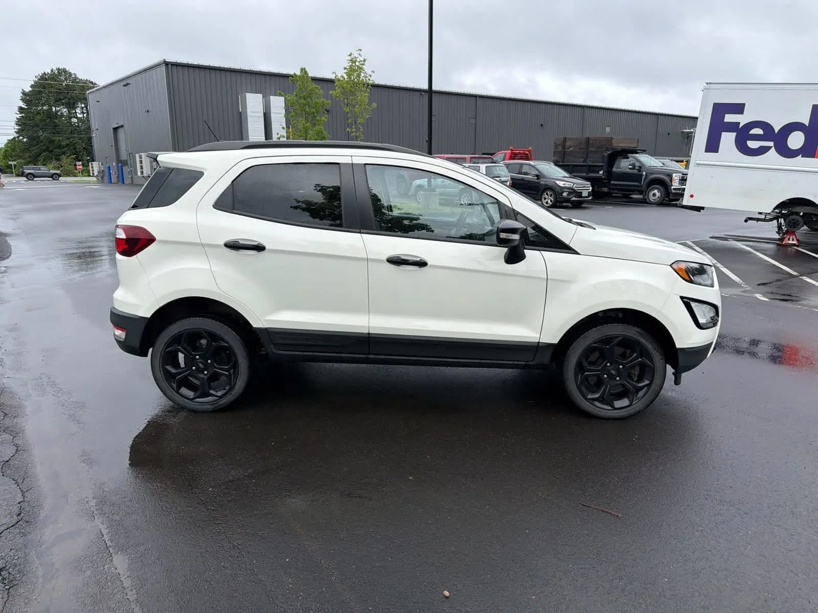 Used 2022 Diamond White Ford SES image 4