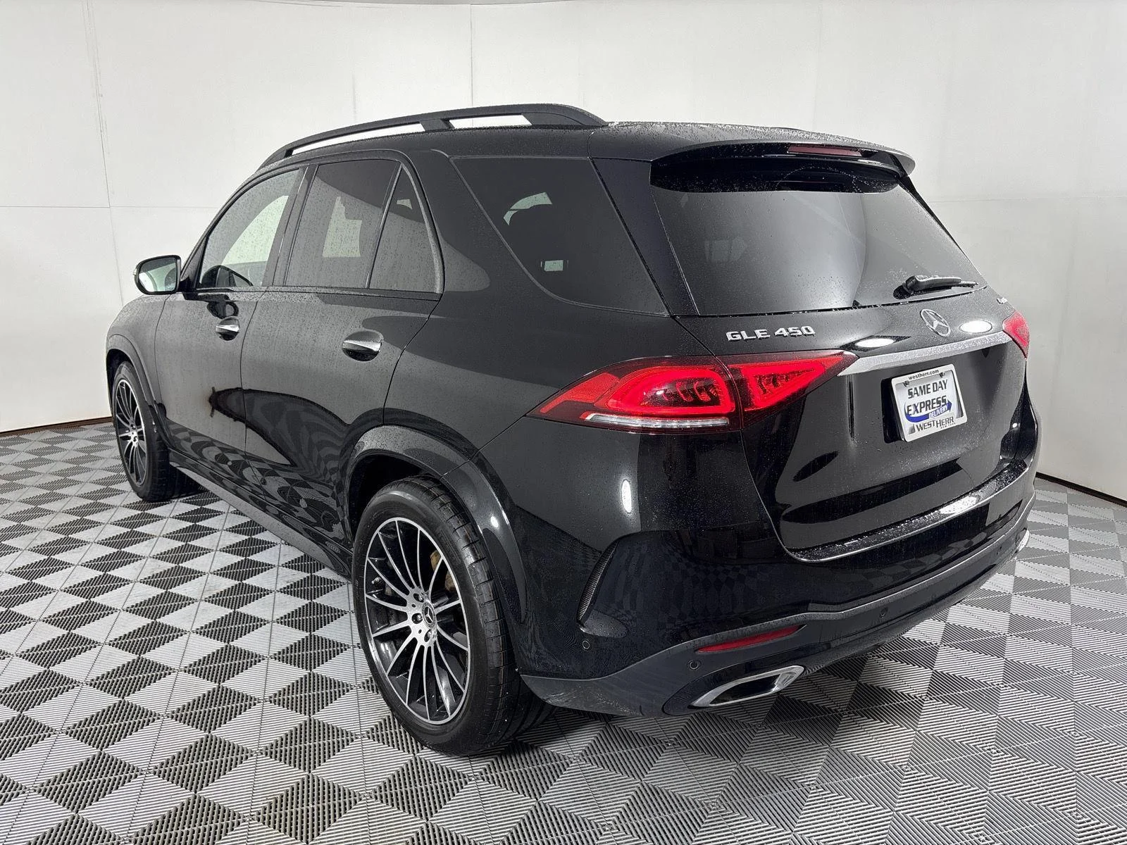 Used 2023  Mercedes-Benz GLE 450 image 17