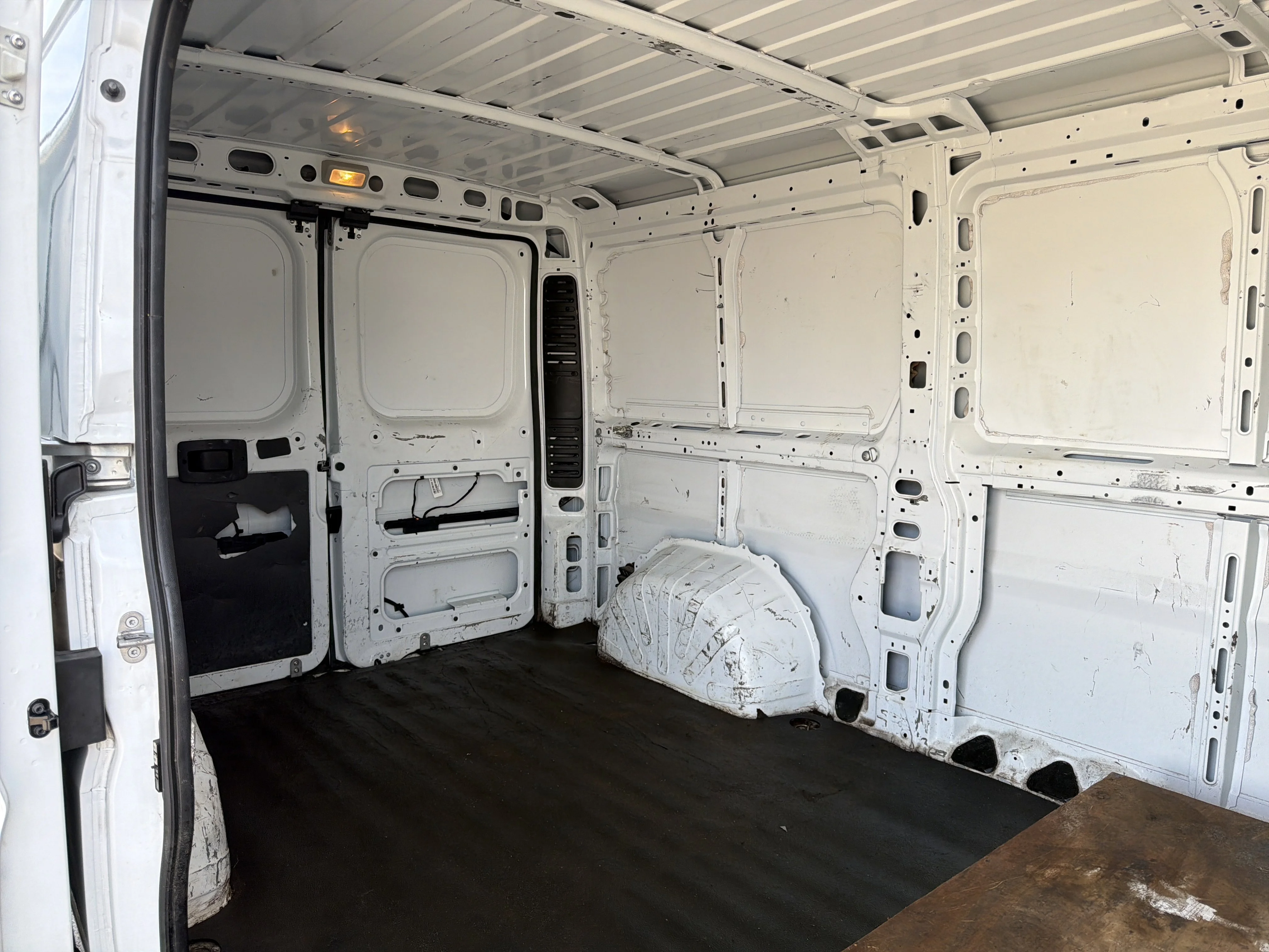 Used 2022 Bright White Clearcoat Ram  image 26