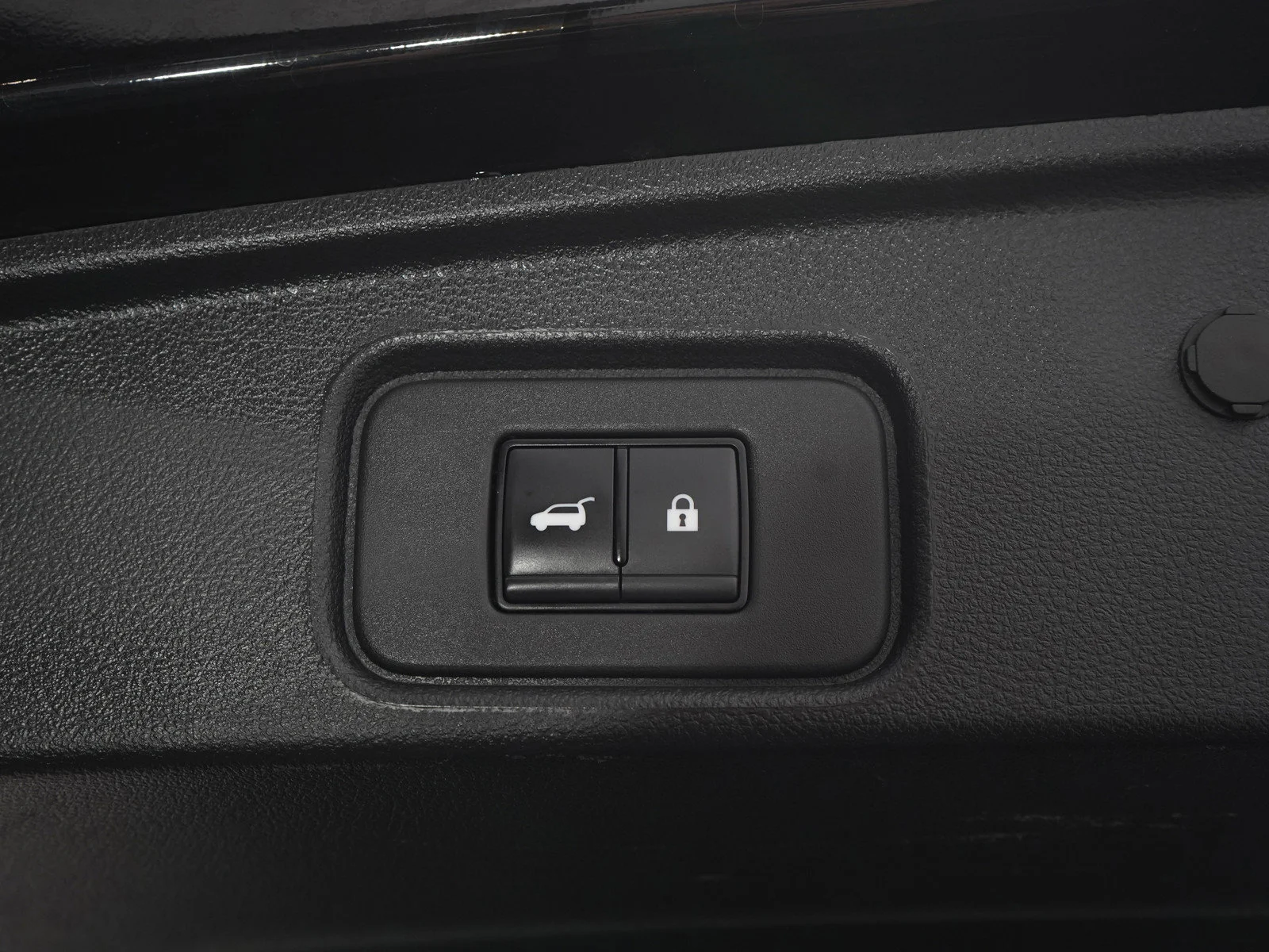 Used 2024 Super Black Nissan Platinum image 12