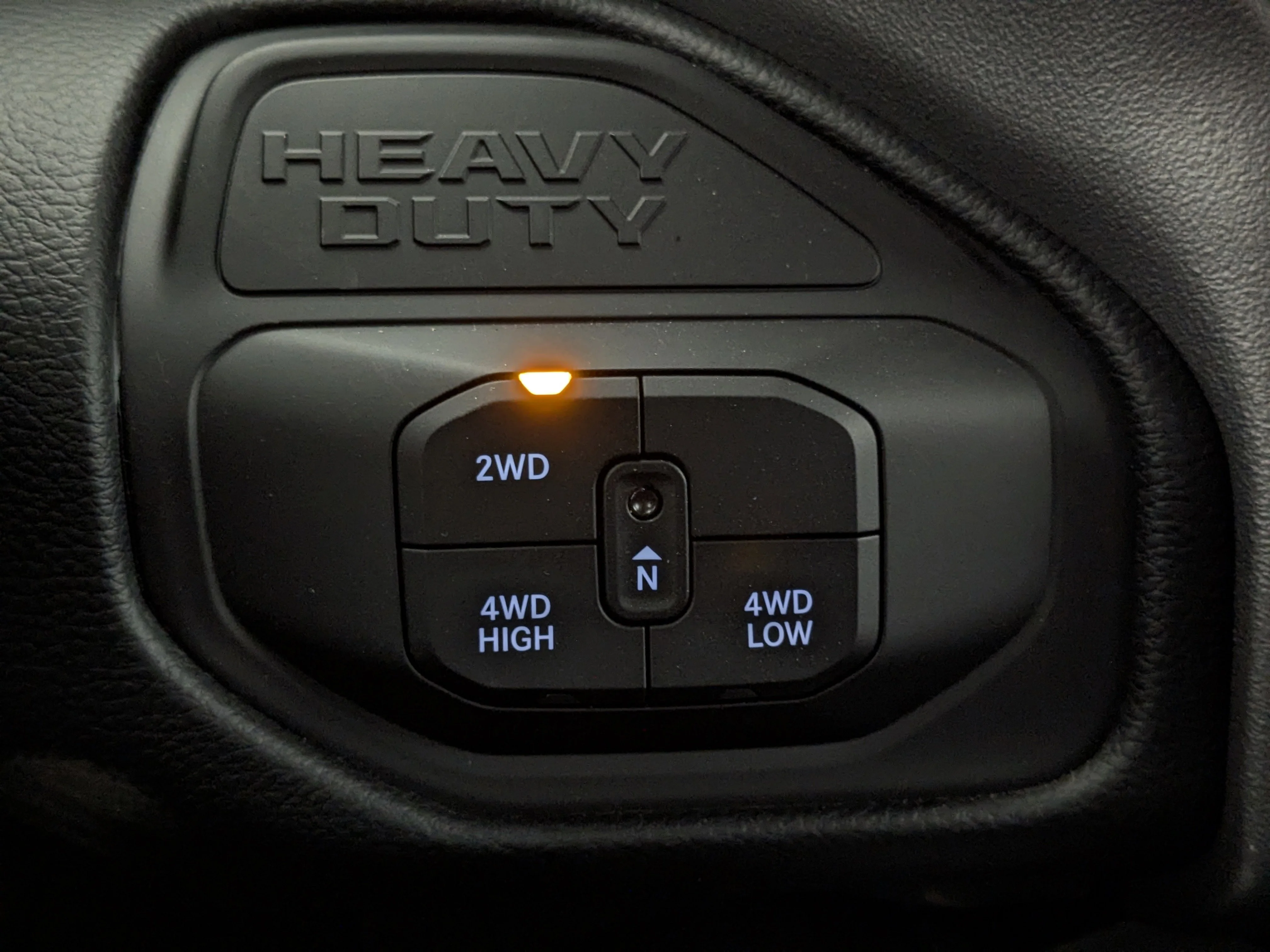 New 2026 Blue RAM Big Horn - - 6.7L HO Diesel - 5th Wheel/Gooseneck Prep - Sport App Pkg - Nav - Cargo Cam & More! image 20