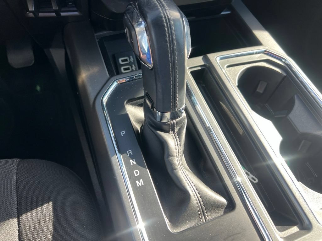 Used 2018 Oxford White Ford XLT image 26