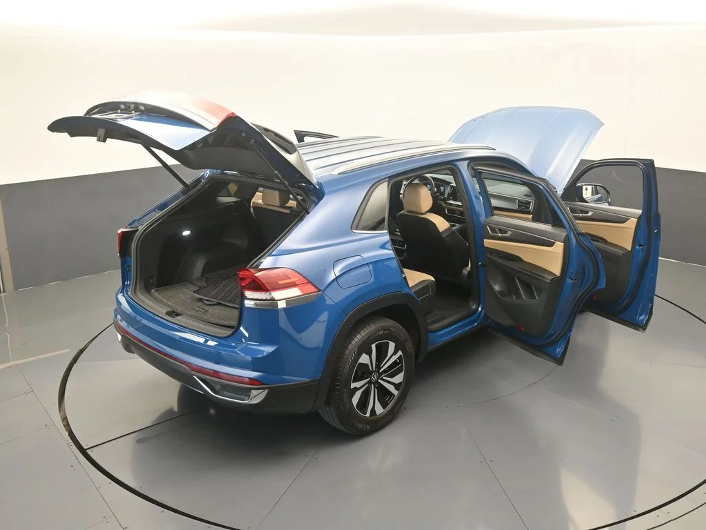 Used 2025 Blue Metallic Volkswagen 2.0T SE image 53