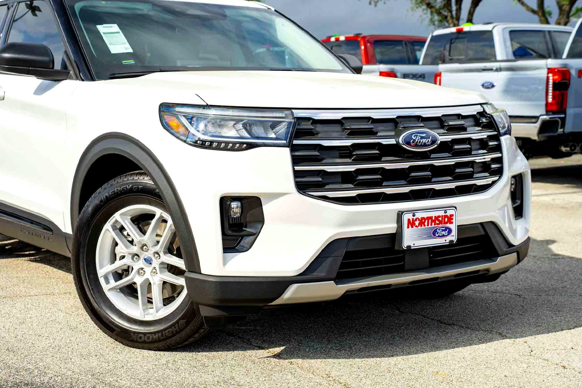 New 2026 Star White Metallic Tri-Coat Ford Active image 3