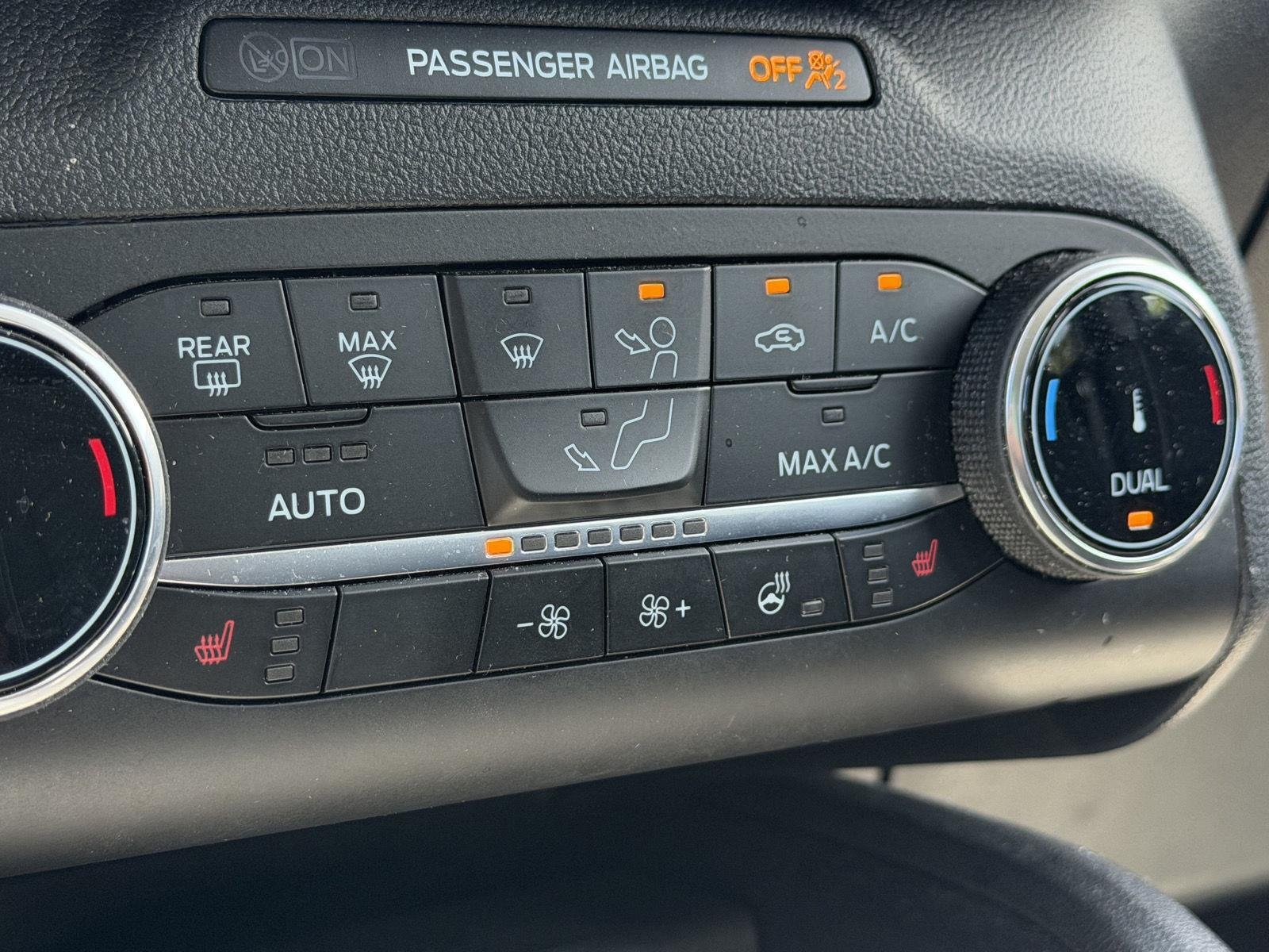 Used 2023 Iconic Silver Ford Active image 8