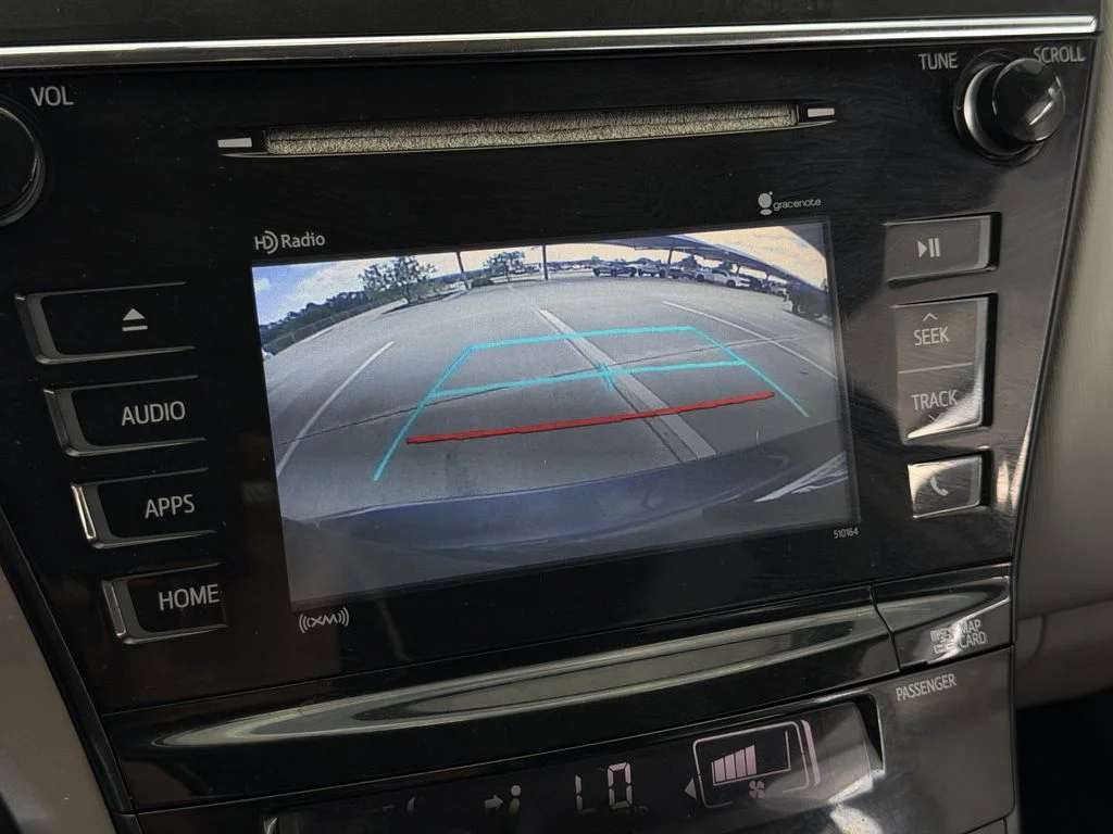 Used 2017 Gray Toyota Three image 19