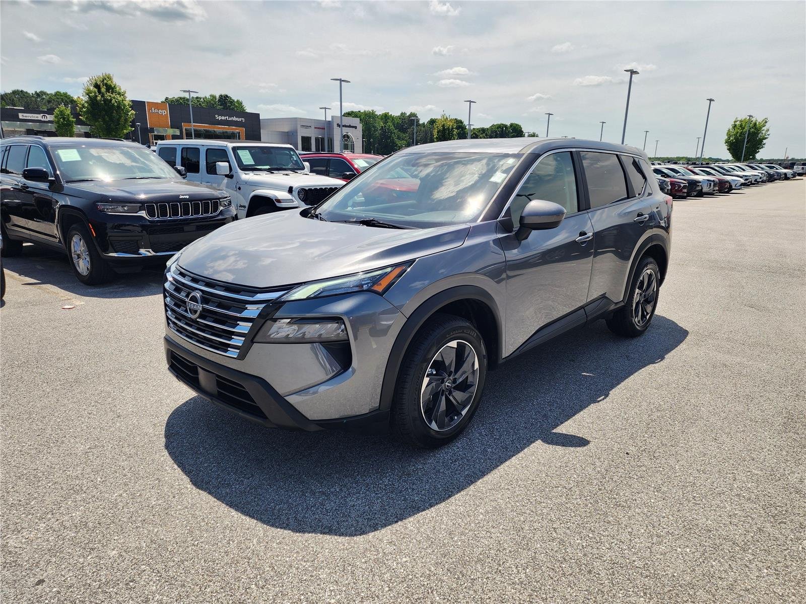 Used 2025 Gun Metallic Nissan SV image 3