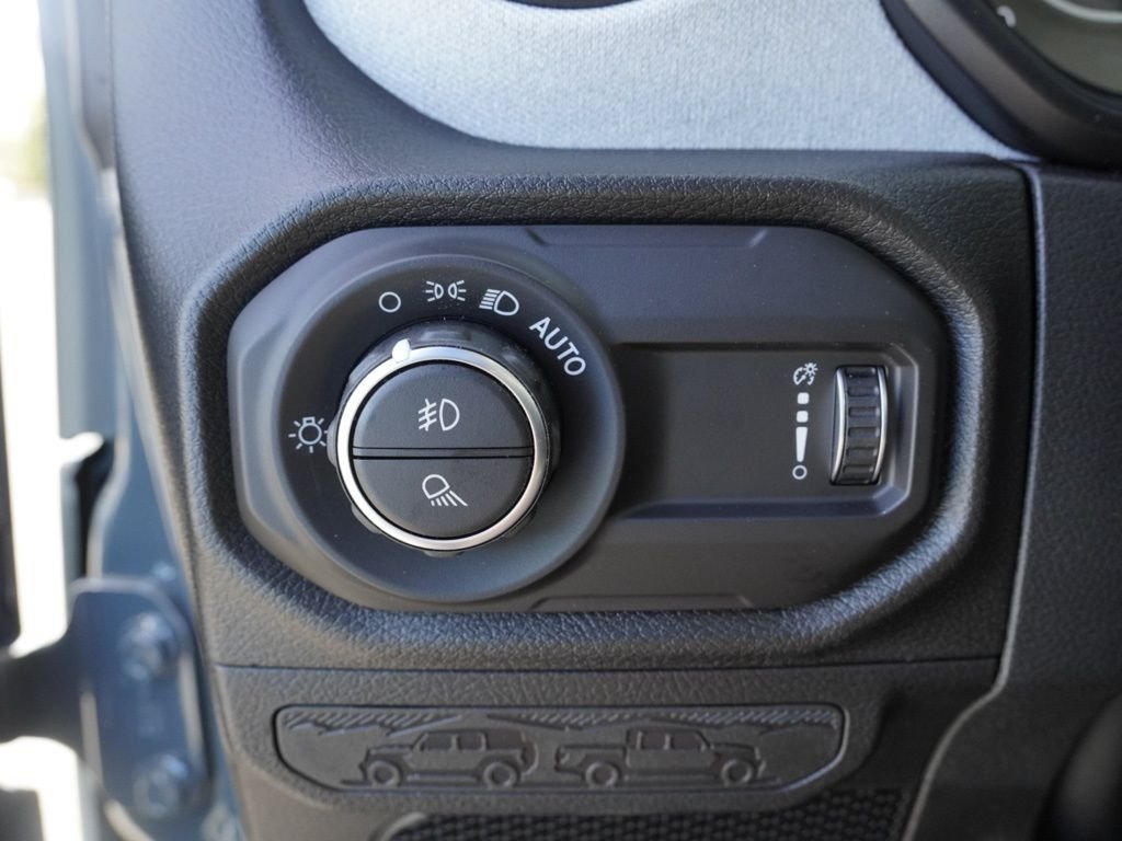 New 2026 Anvil Clear-Coat Exterior Paint Jeep Sport S Dark Sky Appearance image 11