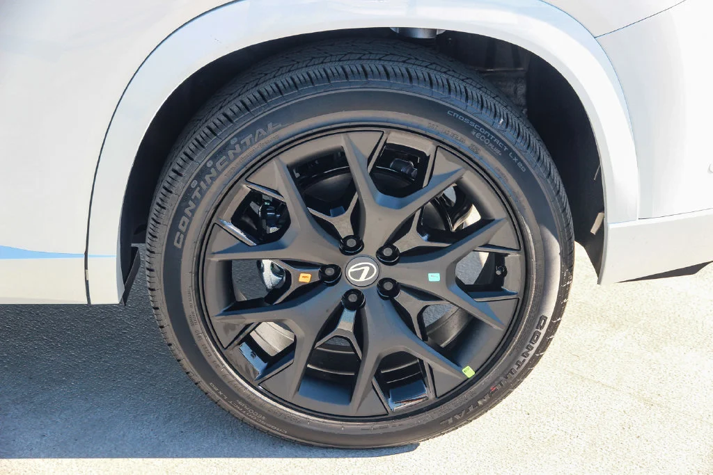 New 2026 Wind Chill Pearl Lexus  350 F SPORT HANDLING AWD image 11