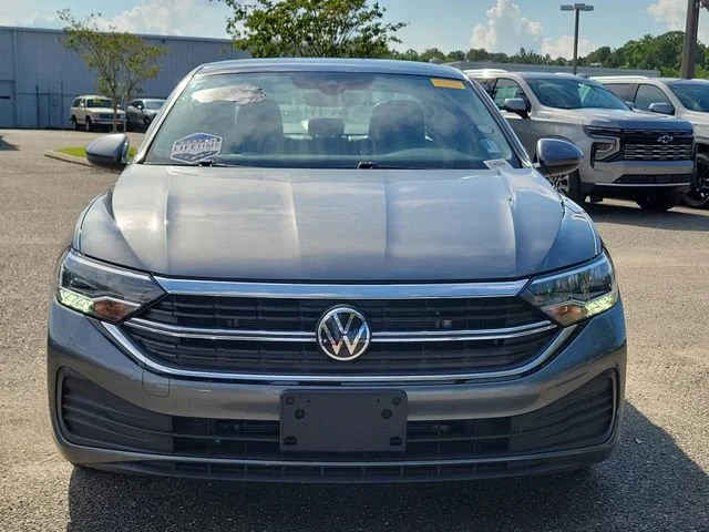 2024 Volkswagen Jetta SE - Photo 6