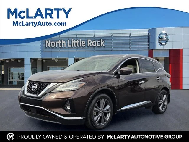 Used 2020 Brown Nissan Platinum image 1