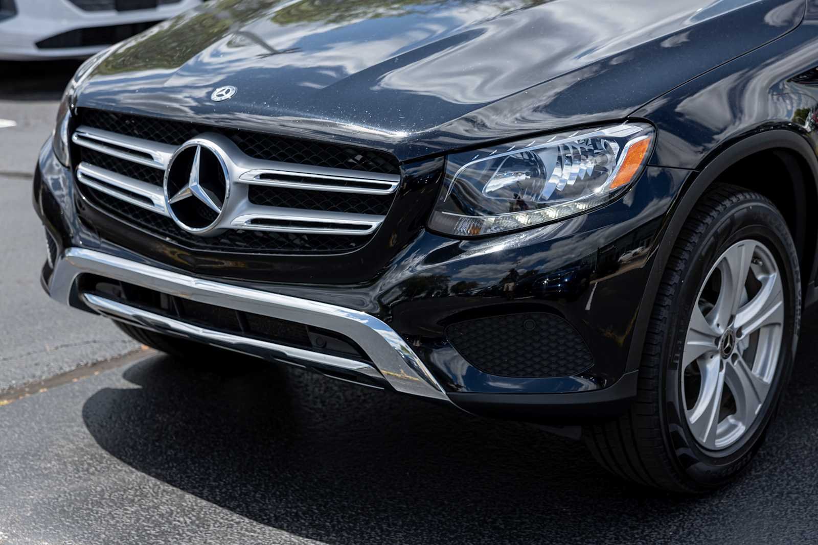 Used 2018 Black Mercedes-Benz GLC 300 image 36