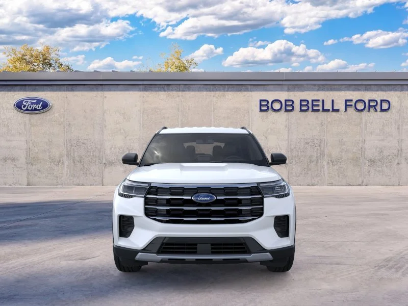 New 2026 Star White Metallic Tri-Coat Ford Active image 6